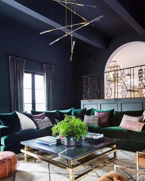 Blue And Green Living Room, Vintage Inspired Room, Living Room Lighting Tips, Simple Interior Design, Living Room Light Fixtures, La Brea, Simple Interior, Shay Mitchell, Living Room Green