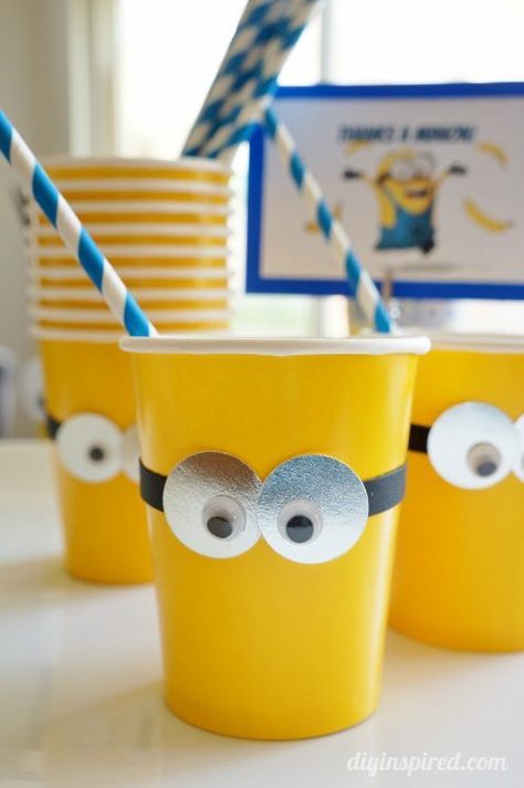 DIY Minion Party Cups Minions Party Ideas, Minions Birthday Party Decorations, Minion Party Decorations, Minion Party Theme, Minions Birthday Theme, Diy Minions, Minion Birthday Cake, Minions Party, Minion Theme