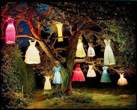 Tim Walker is so inspiring! Just looking at Lily Cole photos and came across this lovely shot of his Dress Lamp Tree installation. It reminded me of my own dress lamp installations that I made during my Fine Art degree, I should scan & upload photos of my work one of these days.   Just two more days of work then 12 whole days off to sew & take photos & make art! Yay. Tim Walker Photography, Outdoor Party Lighting, Tim Walker, Stil Boho, Richard Avedon, Party Lights, Outdoor Halloween, Outdoor Party, Halloween Outdoor Decorations