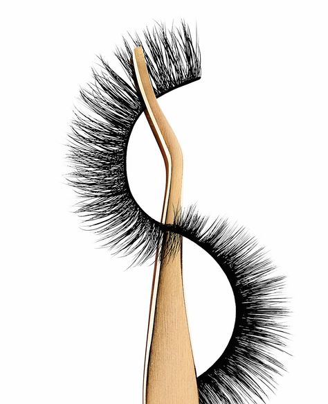 Lash Tools Aesthetic, Eye Lash Design, Eye Lash Photography, Filler Pictures, Instagram Filler, Lashes Fake Eyelashes, Lash Tweezers, Lash Quotes, Iconic Beauty