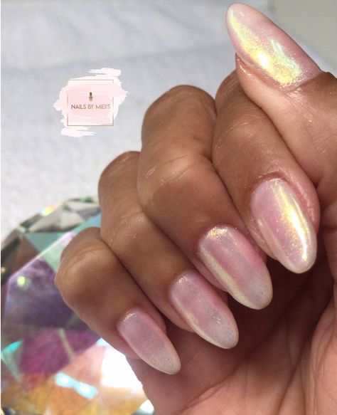 Iridescent Dip Nails, Nude Iridescent Nails, Iredesant Nails Pink, Pink Irredescent Nails, Irridescent Nails Pink, Pink Opal Nails, Chrome Gel X Nails, White Iridescent Nails, Pink Iridescent Nails