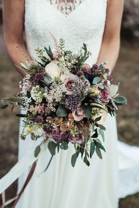 Bridal | Oh Flora Weddings & Events Heather Wedding Flowers, Dusky Pink Flowers, Rustic Flower Bouquets, Rustic Natural Wedding, Natural Bridal Bouquet, Natural Wedding Flowers, Rustic Flower Arrangements, Dorset Wedding, Heather Wedding