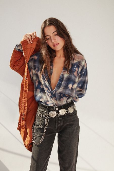 Goodwill Outfits, Thrifting Inspiration, Flannel Shirt Outfit, Flannel Outfit, Flannel Outfits, Tie Dye Fashion, Boho Inspiration, Bleach Tie Dye, Fashion Goals