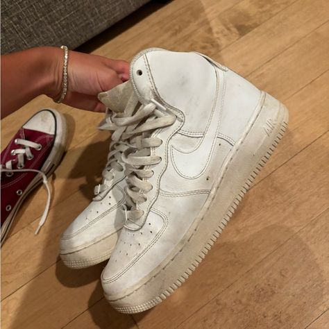 White high top Air Force 1 Air Force Ones Aesthetic, White High Top Shoes, High Top Air Force, White High Tops, Air Force Ones, Cute Simple Outfits, High Top Shoes, Shoes Nike, Top Shoes