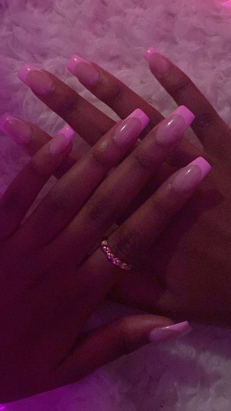 Bubble Gum Pink Nails, Bubblegum Nails, Bubblegum Pink Nails, Pink French Tips, Pink French, Casual Nails, French Acrylic Nails, Bubble Gum Pink, Pink Nail Designs