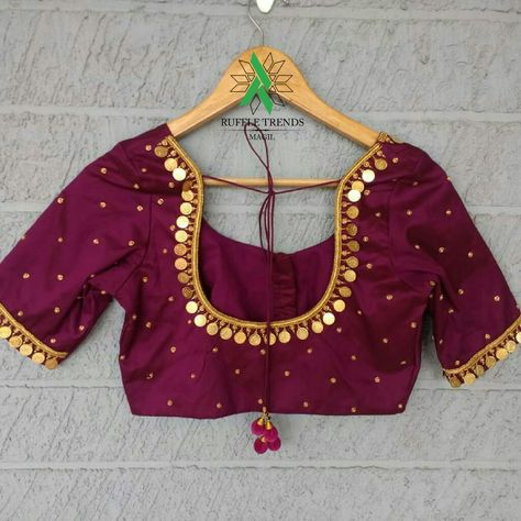 Glittering gold coin blouse Coin Blouse Designs Indian, Simple Kasula Work Blouse Designs, Simple Coin Work Blouse Designs, Kasu Designs For Blouses, Kasulu Work On Blouse, Kasula Maggam Work Blouse, Coin Design Blouse, Coin Aari Work Blouse, Coin Aari Work Designs