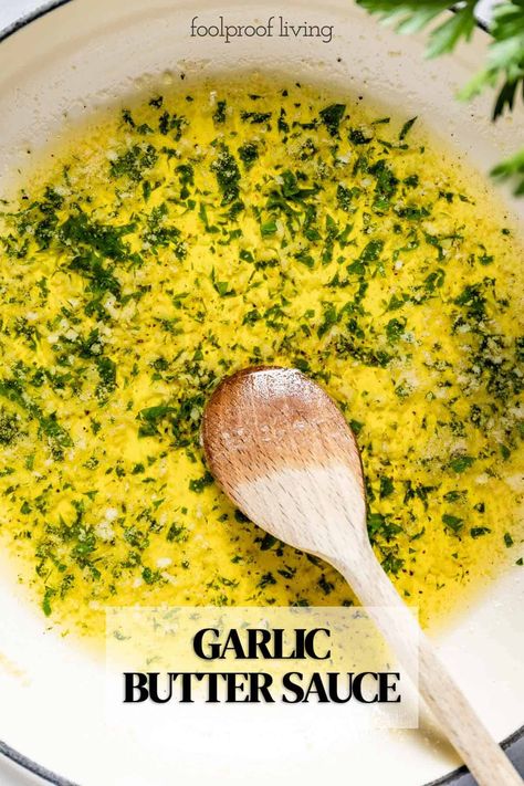 Made with just a few simple ingredients, this garlic butter sauce is a quick and easy way to enhance the flavors of any dish. It serves multifunctionally as a pasta sauce, dipping sauce, or a marinade for meats and vegetables. Pasta Fish, Butter Sauce For Pasta, Sauce For Vegetables, 5 Minute Recipe, Garlic Butter Pasta, Make Garlic Butter, Garlic Knots Recipe, Homemade Garlic Butter, Steak Pasta