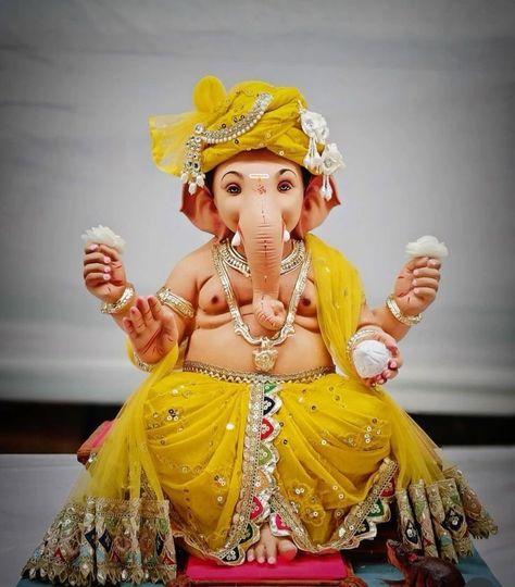 Ganapati Idol, Ganesha Murti, Ganpati Murti, Ganesh Murti, Ganesh Ji Images, Ganesh Chaturthi Decoration, Ganesh Puja, Jai Ganesh, Ganpati Bappa Photo