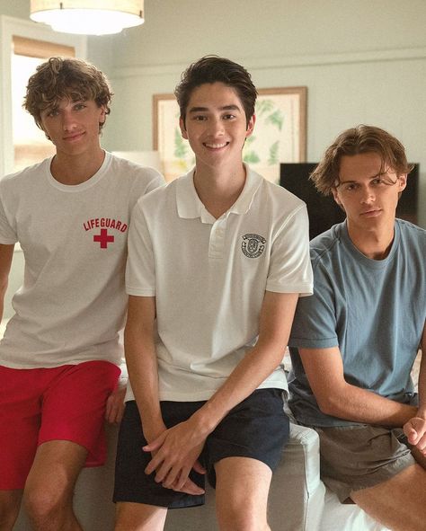 the summer i turned pretty | tsitp | jeremiah fisher | jere | steven conklin | conrad fisher | gavin casalegno | sean kaufman | chris briney Sean Kaufman, Minnie Mills, Tsitp Cast, Christopher Briney, Mode Indie, Chris Briney, Cousins Beach, Connie Fisher, Gavin Casalegno