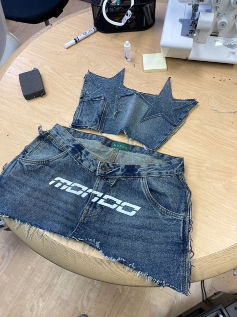 Festival Denim Outfit, Creative Jeans Ideas Diy Fashion, Festival Outfits Denim, Clothing Design Ideas, Star Corset, Corset Mini Skirt, Edgy Summer Outfits, Edgy Summer, Denim Diy Clothes