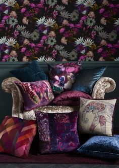 Jewel Tone Aesthetic, Dark Moody Living Room, Jewel Tone Bedroom, Floral Bedroom Decor, Bear Cave, Moody Living Room, Floral Bedroom, Purple Rooms, Madly Deeply