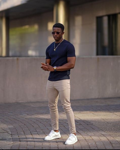 Black Men Casual Style, Business Casual Attire For Men, Black Outfit Men, Mens Smart Casual Outfits, Black Men Fashion Casual, Classy Outfits Men, Black Men Fashion Swag, Smart Casual Men, Stylish Men Casual