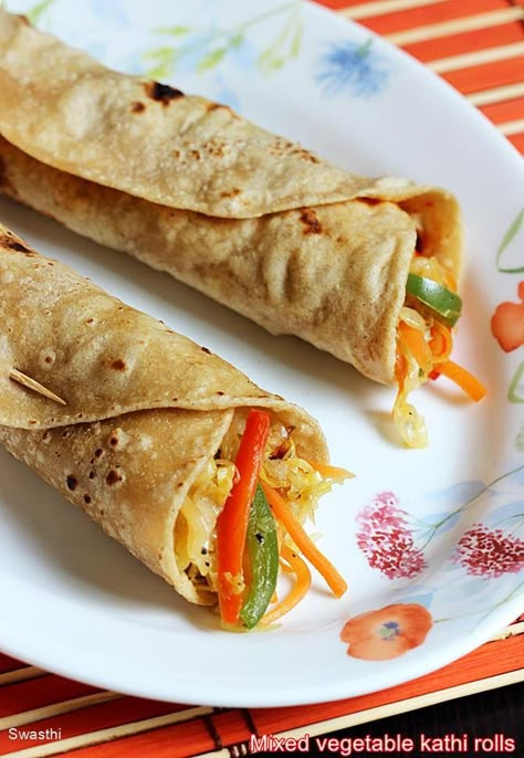 Veg kathi roll recipe for kids - Simple mix veg frankie recipe Veg Frankie Recipe, Veg Frankie, Kathi Roll Recipe, Veg Breakfast Recipes, Veg Roll, Kathi Roll, Frankie Recipe, Tiffin Recipe, Recipe For Kids