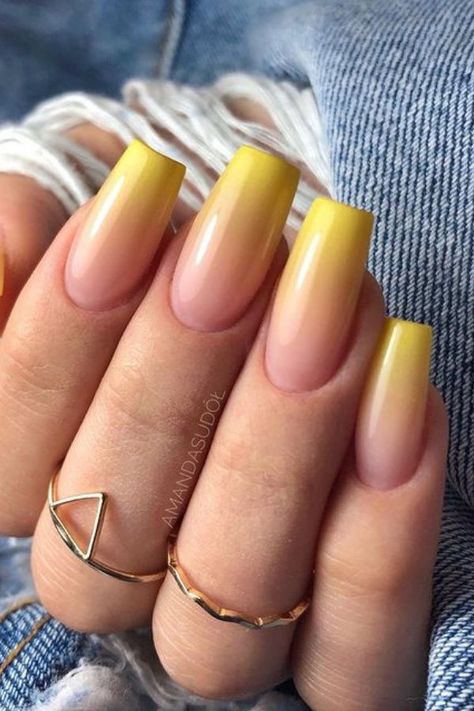 Ambre Nails, Orange Ombre Nails, Ombre Gel Nails, Red Ombre Nails, Yellow Nail Art, Yellow Nails Design, Yellow Nail, Trending Nails, Pink Ombre Nails