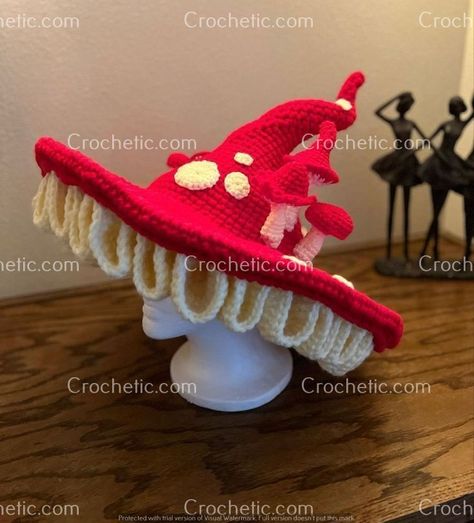 Knit Inspiration, Mushroom Hat, Crochet Mushroom, Crochet Aesthetic, Fun Crochet Projects, Fun Crochet, Crochet Things, Wool Crafts, Diy Crochet Projects