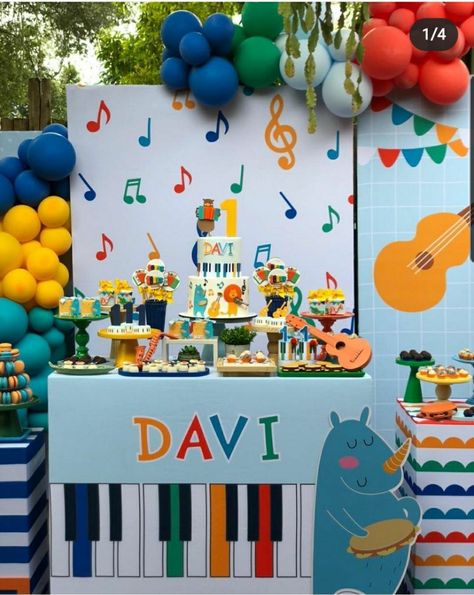 Kids Music Themed Birthday Party, Musical Themed Birthday Party, Music Themed 1st Birthday Party, Music Theme Party Decorations, Music Party Theme Decoration, Music Birthday Party Theme, Music Themed Birthday Party, Bolo Musical, Music Party Decorations