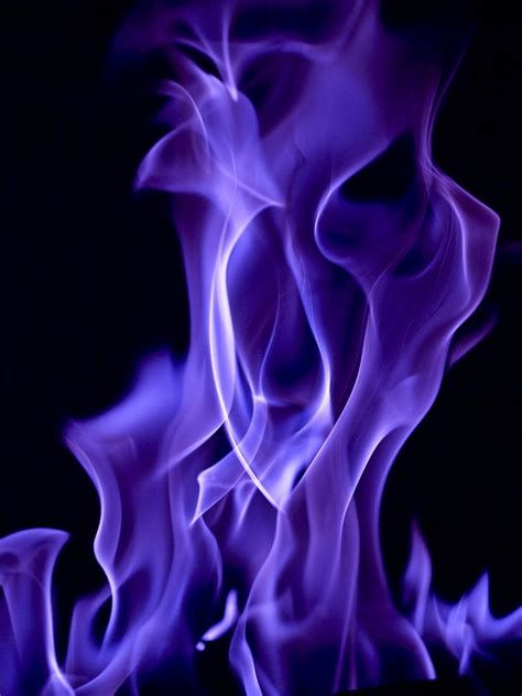 Purple Flames Wallpaper Aesthetic - Liquid Fire | # Flame Wallpaper, Badass Wallpaper, Neon Board, Purple Collage, Inspo Wall, Tablet Wallpapers, Purple Aesthetic Background, Dark Purple Wallpaper, Purple Flame