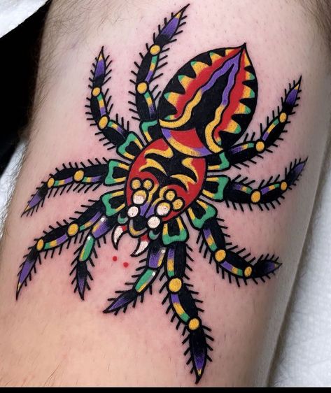 Tattoo Catalog, Traditional Tattoo Inspiration, Traditional Style Tattoo, Insect Tattoo, Bug Tattoo, Traditional Tattoo Sleeve, Flash Tattoo Designs, Spider Tattoo, Tatuaje A Color