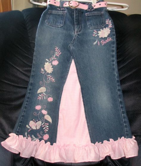 Upcycled Barbie Skirt Girls Size 6X by TwoCottageChicks on Etsy, $17.00 Barbie Skirt, Diy Denim Skirt, Upcycled Skirt, Jeans Refashion, Denim Crafts Diy, Blue Jeans Crafts, Jean Skirts, Repurposed Clothing, Recycled Jeans