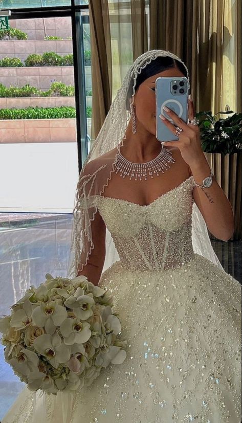 Lebanese Wedding Dress, Arab Wedding Dress, Turkish Wedding Dress, Bride Things, Albanian Wedding, Arabic Wedding Dresses, Eastern Wedding, Wedding Wishlist, Lebanese Wedding