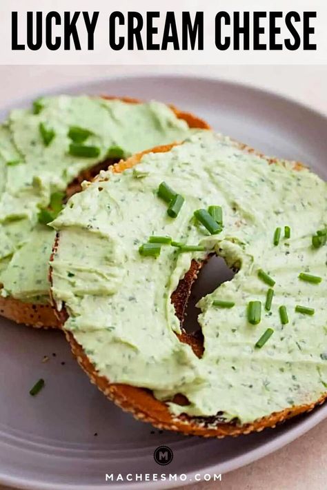 Do you want a fun St Patricks Day Recipe? Lucky Green Cream Cheese For St. Patricks Day. This light and fluffy homemade cream cheese spread is packed with herbs and avocado to make an absolutely delectable spread. Great for spreading on a bagel, english muffin, or whole-wheat toast for breakfast or brunch. Make it your own and add a fresh tomato and toast it. Kids love it because it is green and adults love it because it is delicious and healthy. St Patricks Day Breakfast Food, St Patricks Day Breakfast, Cream Cheese Spread Recipes, Cheese Spread Recipes, Cream Cheese Spread, Healthy Breakfast Recipe, Irish Breakfast, St Patricks Day Food, Avocado Cream