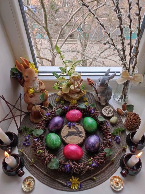 Ostara altar 2023 / Spring Equinox 2023 Spring Equinox Altar, Ostara Altar Ideas, Sabbat Correspondences, Spring Equinox 2023, Wicca Calendar, Spring Altar, Alchemy Recipes, Ostara Altar, Wicca Holidays