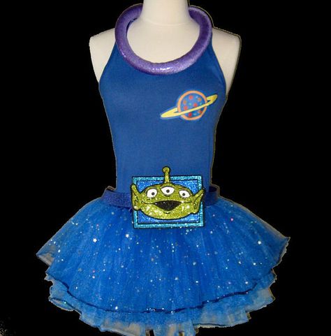 Toy Story Alien Tutu . Little Girls to Adult Plus Size . Disney Running Outfits, Toy Story Alien Costume, Disfraz Toy Story, Plus Size Running, Running Tutu, Spirit Week Outfits, Toy Story Costumes, Royal Blue Top, Alien Costume