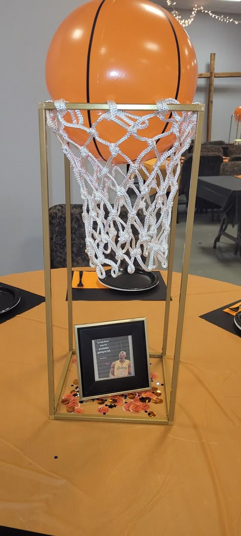 Basketball Centerpieces, Sports Centerpieces, Basketball Senior Night, Banquet Centerpieces, Basketball Theme Party, Basketball Decorations, Sports Banquet, Basketball Tricks, Basketball Birthday Parties