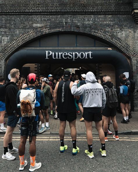 Puresport Clubs | Hackney Weekend Thank you all for coming down for the opening of the Hackney Clubhouse and making it an amazing weekend. Congratulations… | Instagram Puresport Run Club, Running Group Aesthetic, Running Club Aesthetic, Run Club Aesthetic, Work Life Aesthetic, Running Outfit Men, Running Fits, Urban Running, Walking Club