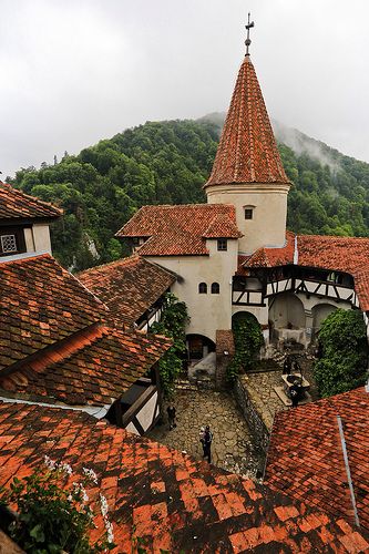 Bran Castle Romania, Castle Romania, Bran Castle, Visit Romania, Romania Travel, Voyage Europe, Brasov, Beautiful Castles, Macedonia