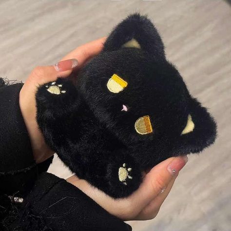 Cute Matching Plushies, Cute Cat Stuffed Animals, Cute Things You Need, Cute Collectibles, Display Plushies, Matching Plushies, Bear Silly, Gloomy Bear Plush, Cute Cat Plush