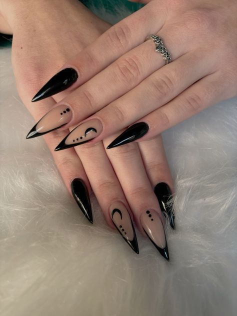 #nails #nailart #nailidea  #nailsacrylic  #nailsinspo  #nailfashion #springnails#nailsummer Moon Design On Nails, Subtle Goth Nails, Goth Stilleto Nail, Witchy Gel Nails, Fall Witchy Nails, Witchy Nails Acrylic, Nails With Moon Design, Alternative Nail Ideas, Black Moon Nails