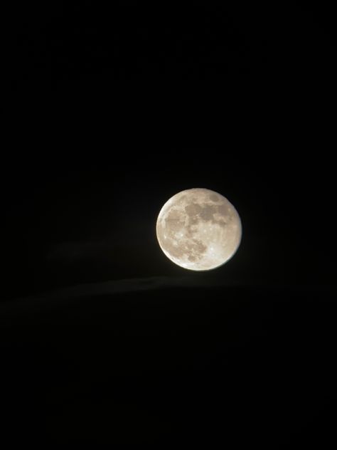 full moon Moon Real Picture From Phone, Moon Telescope, Real Moon Pictures Photography Night, Night Sky Photography Real Life Moon, Moon Through Telescope, Full Moon Real Pictures, Full Moon Aesthetic Dark, Moon Pictures, Full Moon