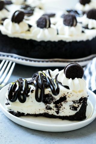 No Bake Dinner, Pyjamas Party, No Bake Oreo Cheesecake, Baked Dinner, Oreo Cheesecake, Oreo Dessert, Cookie Crust, Fun Baking Recipes, Food Cakes