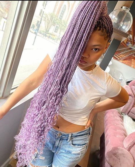 Purple Box Braids, New Braided Hairstyles, Colored Box Braids, Purple Braids, Colored Braids, Mode Zara, Lavender Hair, Box Braids Styling, Cool Braid Hairstyles