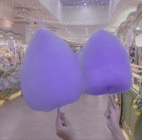 Purple Cotton Candy Aesthetic, Cotton Candy Aesthetic, Purple Cotton Candy, Purple Foods, Candy Aesthetic, Purple Food, Cute Makeup, Sweet 16, Cotton Candy