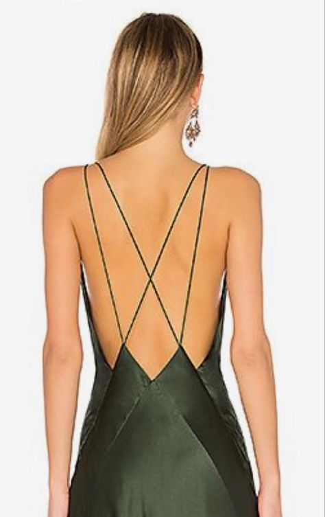 Backless Casual Dress, Laser Cut Fashion, Color Block Blouse, Look Formal, Iconic Dresses, Dream Wedding Ideas Dresses, Ball Gown Dresses, Winter Fashion Outfits, Fashion Details