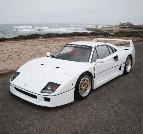 Ferrari White, Ferrari Cars, White Ferrari, Ferrari Testarossa, Ferrari F40, Ferrari Car, Frank Ocean, Dream Car, Formula One