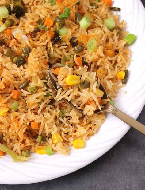 Oven Baked Fried Rice Recipes, Oven Baked Fried Rice, Dump And Bake Fried Rice, Oven Fried Rice Recipes, Vegan Gluten Free Lunch, Fried Rice Casserole, Oven Fried Rice, Baked Fried Rice, Pan Fried Rice