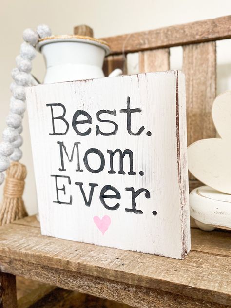 Mother’s Day Wood Crafts, Mother’s Day Signs, Mothers Day Wood Projects, Mothers Day Crafts To Sell, Mom Signs, Mom Decor, Children's House, Small Wood Sign, White Entryway