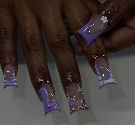 Duck Nails Purple, Spring Duck Nails, Sza Nails Idea, Summer Duck Nails, Medium Length Duck Nails, Purple And Silver Nails Designs, Galaxy Nails Designs, Mood Change Nails, Purple Nails With Gems