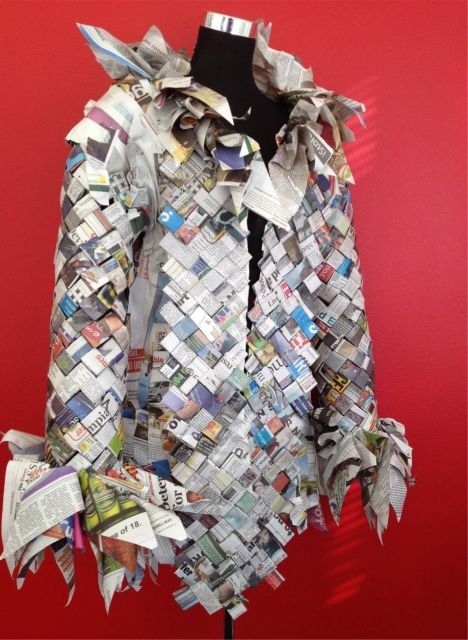 What I like about this piece is that the piece is made from newspaper which reminds me of the city. Newspaper Jacket, Paper Costume, Recycled Costumes, Newspaper Fashion, Trash Fashion, Newspaper Dress, Recycled Outfits, Paper Clothes, Recycled Dress