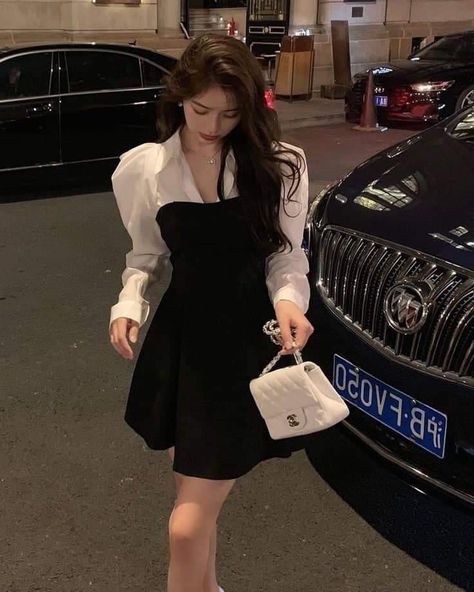 Girl In Dress, Outfit Korean Style, Cute Dress Outfits, Korean Fashion Dress, Pretty Prom Dresses, Aesthetic Black, Easy Trendy Outfits, Korean Dress, Vibe Clothes