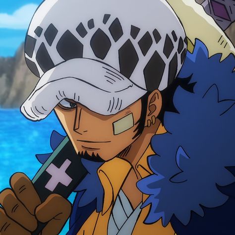 Trafalgar D Water Law, Law Icon, Doflamingo Wallpaper, One Piece Icons, One Piece Man, Trafalgar Law, One Piece Images, One Piece Comic, One Piece Pictures