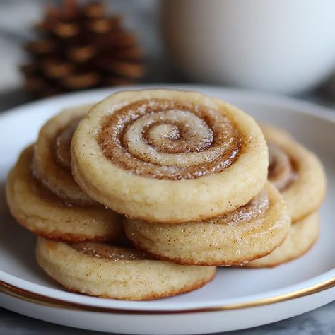 Cinnamon Roll Sugar Cookies Cinnamon Pinwheel Cookies, Cinnamon Roll Sugar Cookies, Rolled Sugar Cookie Recipe, Pinwheel Cookies, Cinnamon Roll Cookies, Sugar Cookie Mix, Pinwheel Recipes, Rolled Sugar Cookies, Thumbprint Cookies