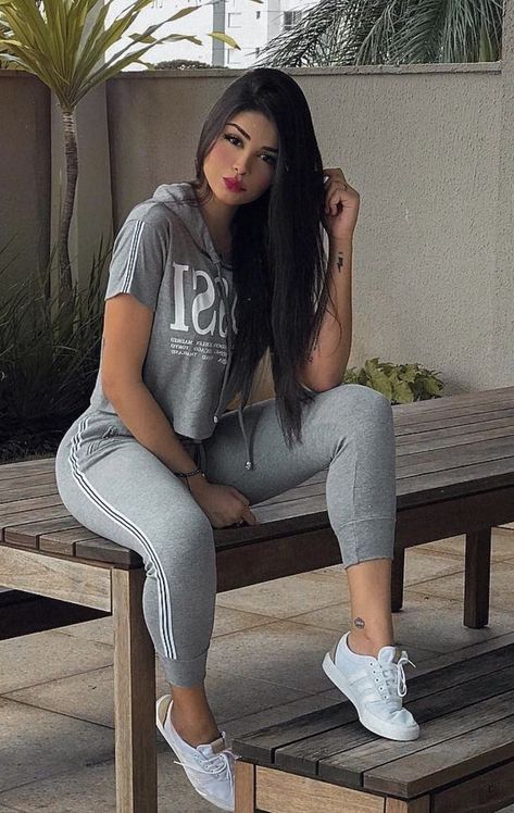 Ivana Santacruz, Amanda Hummer, Casual Sporty Outfits, Cute Sporty Outfits, Curvy Girl Fashion, Curvy Girl Outfits, Sporty Outfits, Stylish Girl, Beauty Women