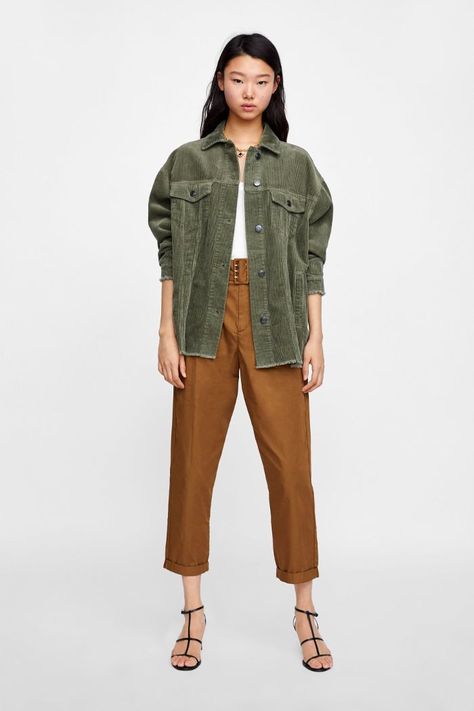 Zara Corduroy Jacket Corduroy Jacket Womens, Green Denim Jacket, 2015 Outfits, Fashion 2020, Corduroy Jacket, Mode Inspiration, Zara Women, The 3, Jacket Outfits