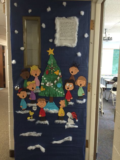 Charlie Brown Christmas door by C. Williams -WHCA Charlie Brown Christmas Classroom Decorations, Peanuts Christmas Door Decoration, Charlie Brown Christmas Door Classroom, Charlie Brown Door Decorating Ideas, Charlie Brown Christmas Door Decorations, Charlie Brown Christmas Classroom, Charlie Brown Christmas Door, Snoopy Christmas Door, Owl Classroom Door