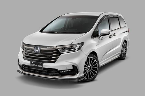 The Honda Odyssey Is Safe In The US Market. But the JDM Legend and Odyssey aren't so lucky. Honda Van, Honda New Car, 2020 Ford Explorer, Honda Civic Hybrid, Honda Hrv, Honda Insight, Toyota Alphard, The Odyssey, Honda (car)