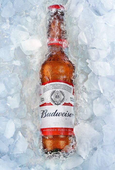 Budweiser on Behance Beer Magazine, Beer Images, Beer Commercials, Promo Flyer, Beer Photography, Samuel Adams, Beer Advertising, Adobe Photoshop Design, Beer Ad